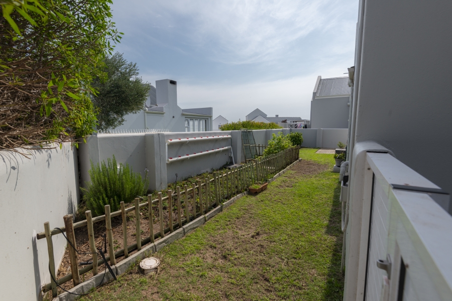 5 Bedroom Property for Sale in Laguna Western Cape